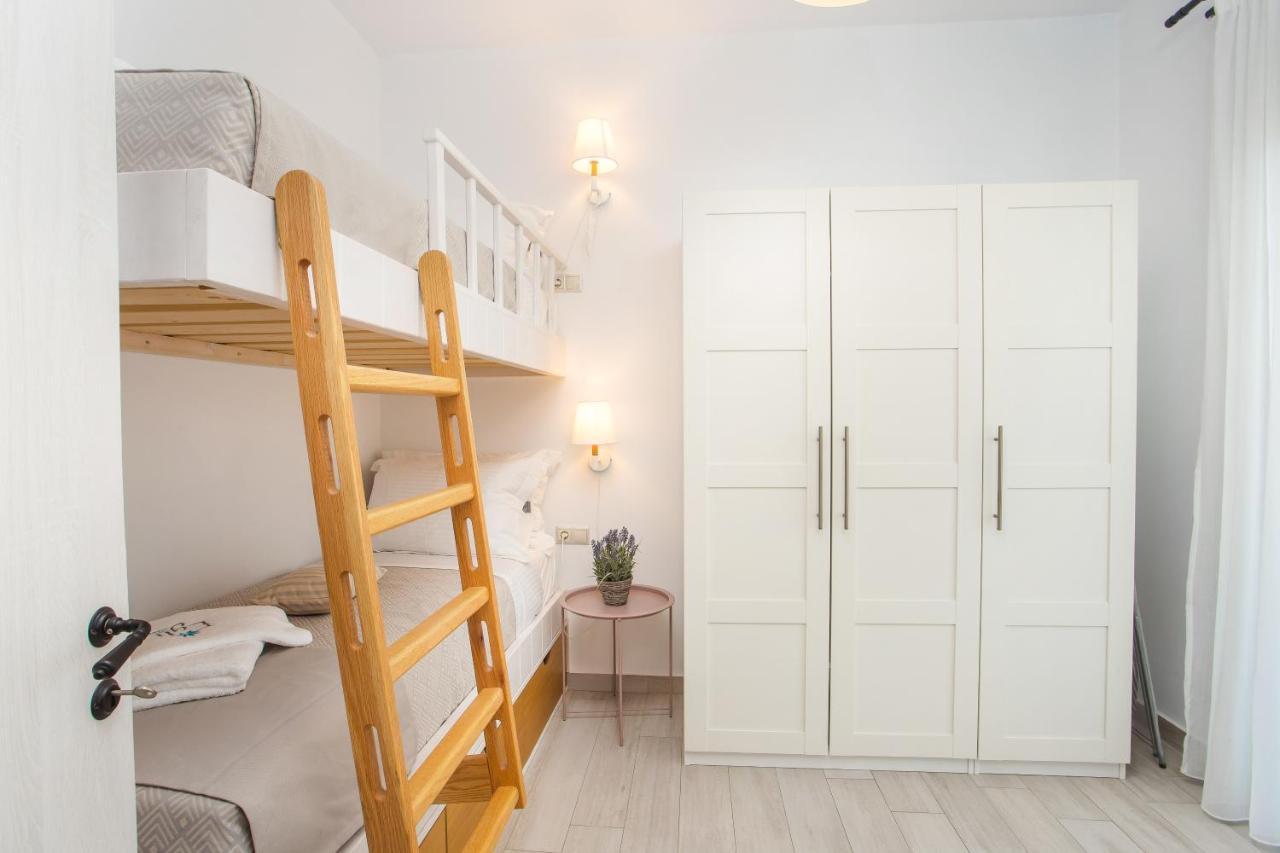 Egli Luxury Apartments Арханґелос Екстер'єр фото